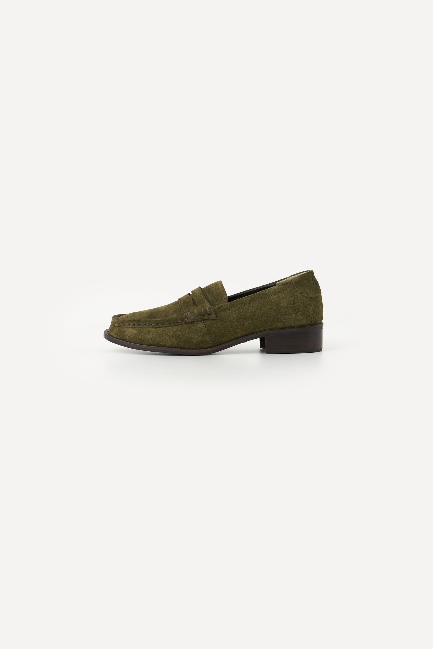 color_khaki