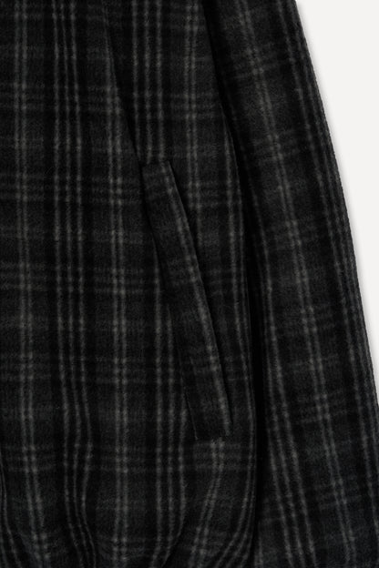 color_charcoal_black