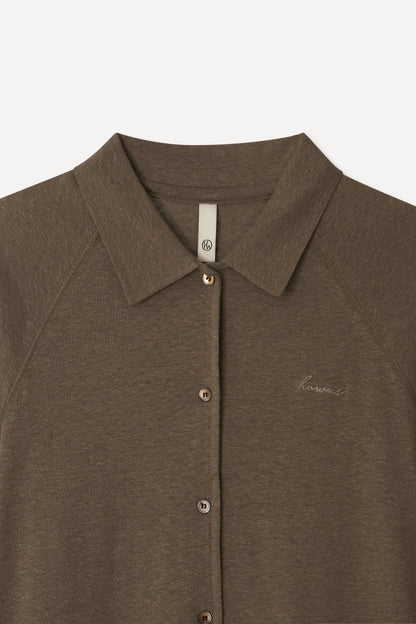 color_khaki