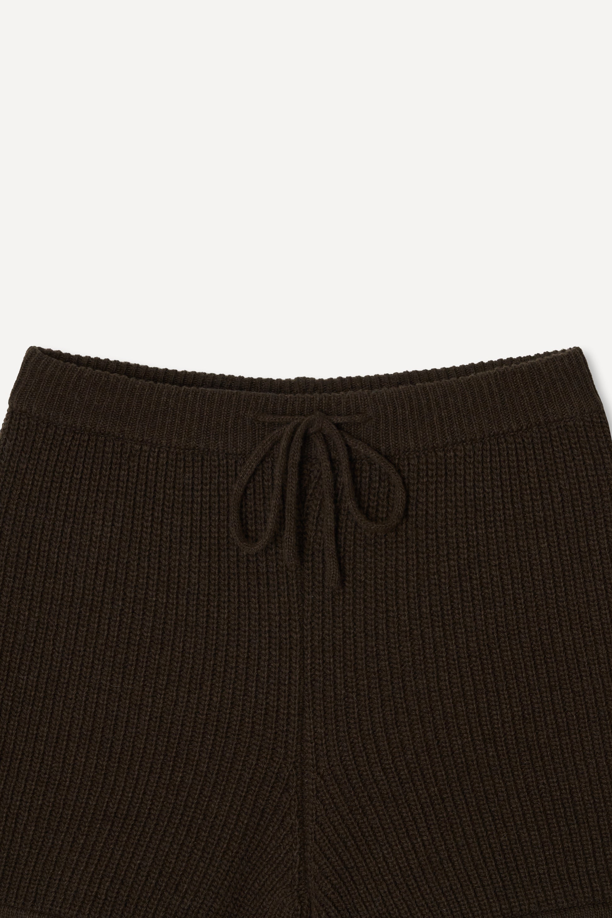 color_brown
