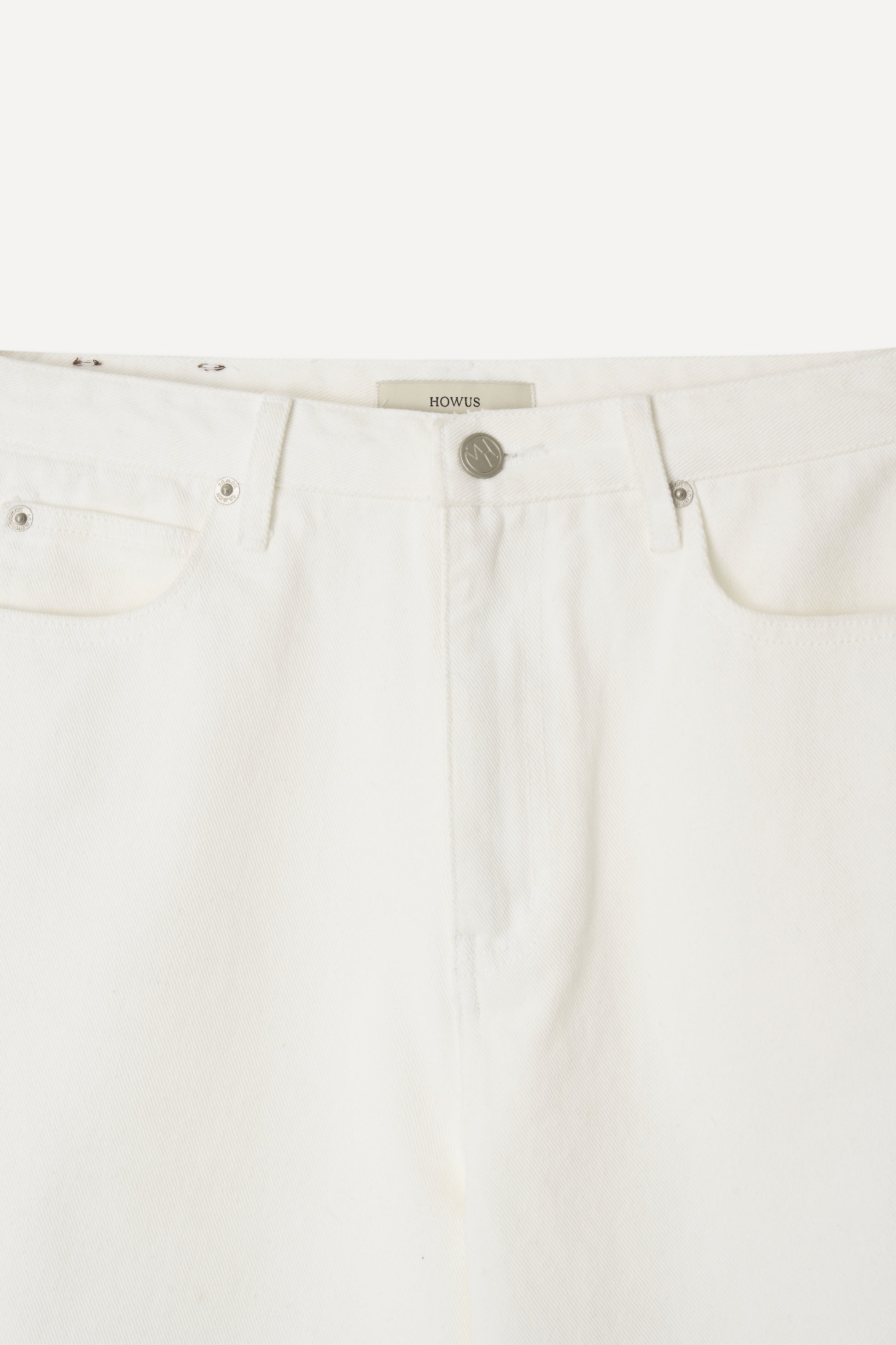 color_ivory