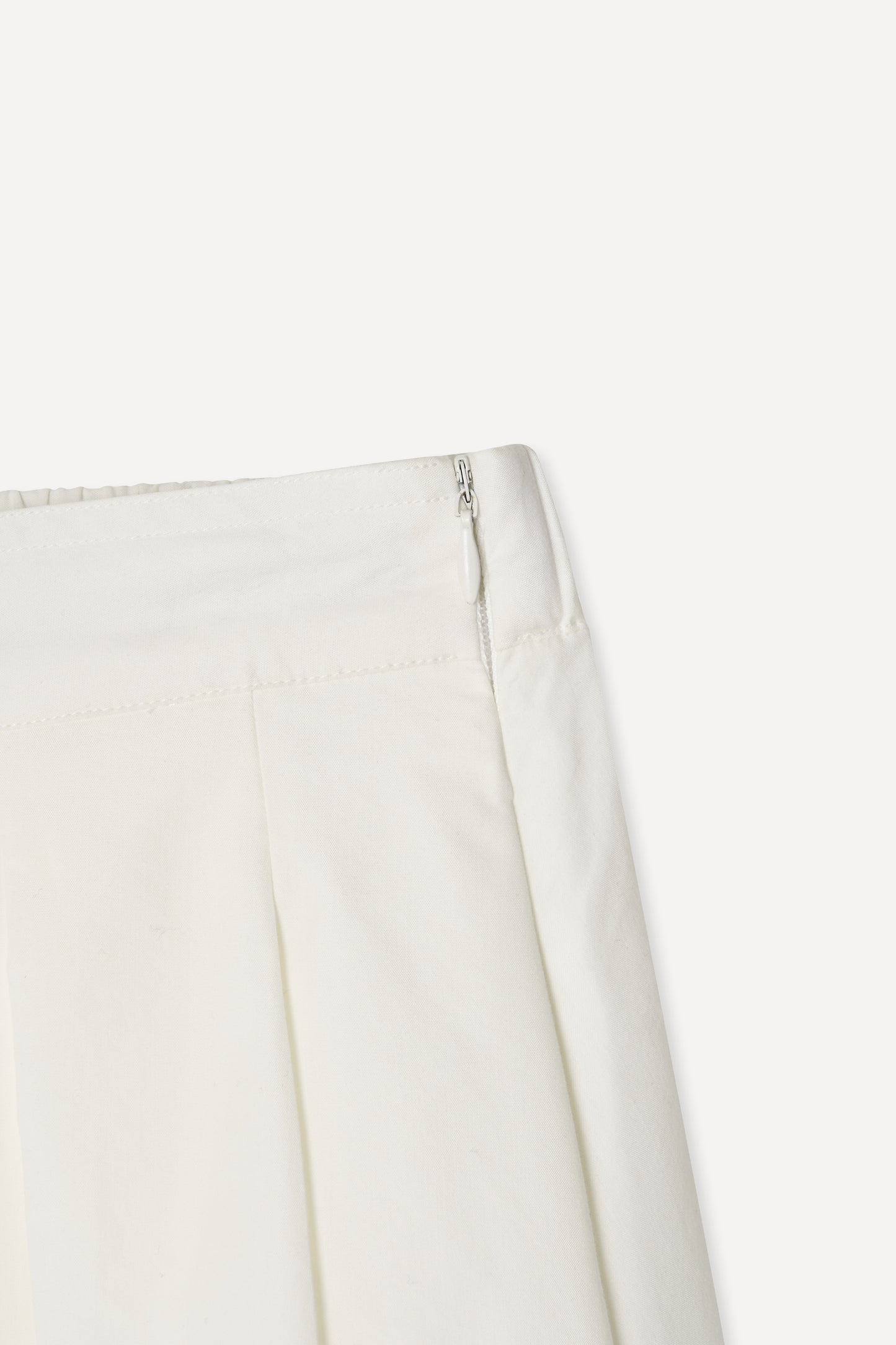 color_ivory