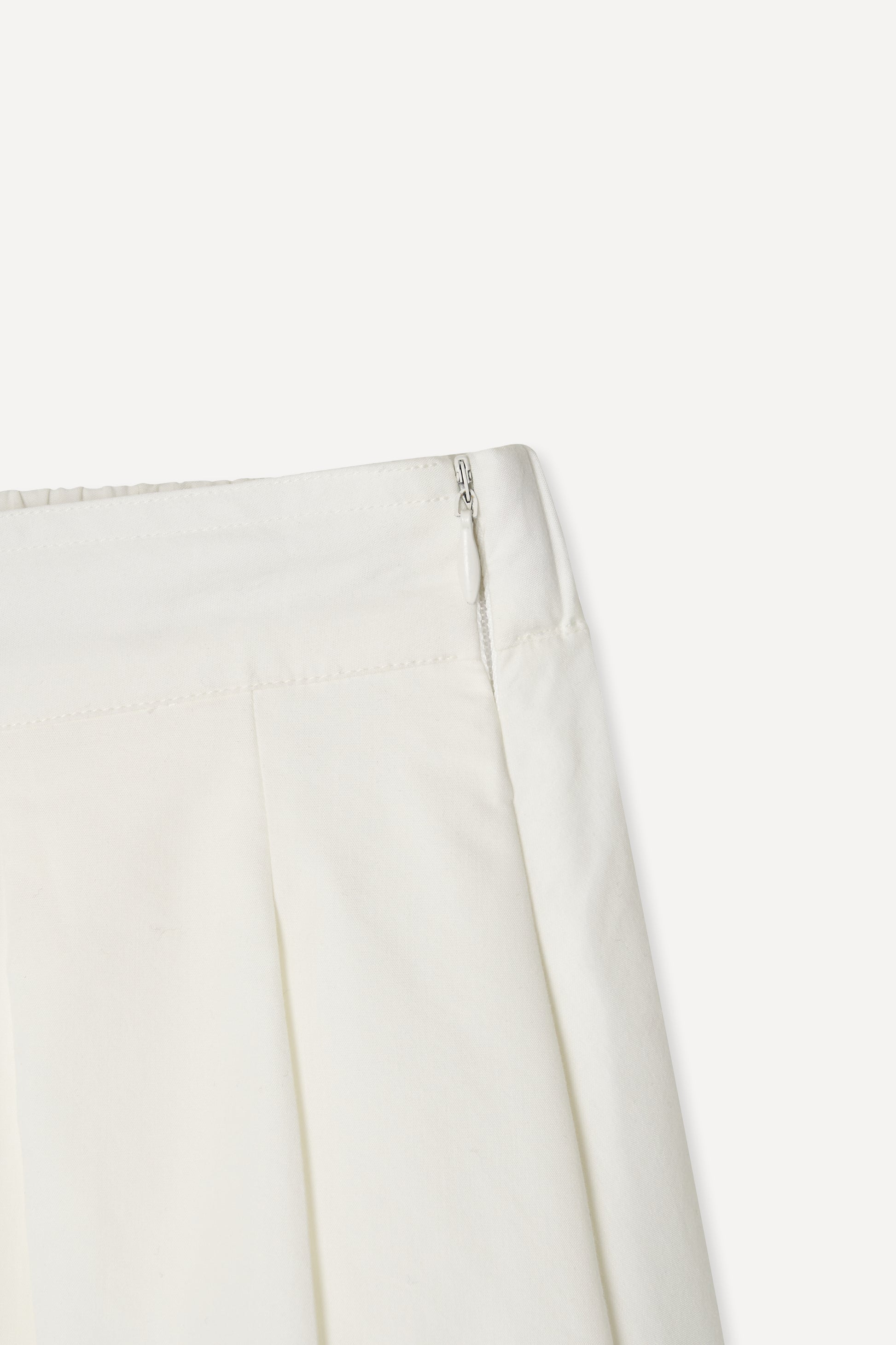 color_ivory