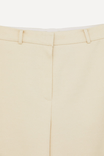 color_cream