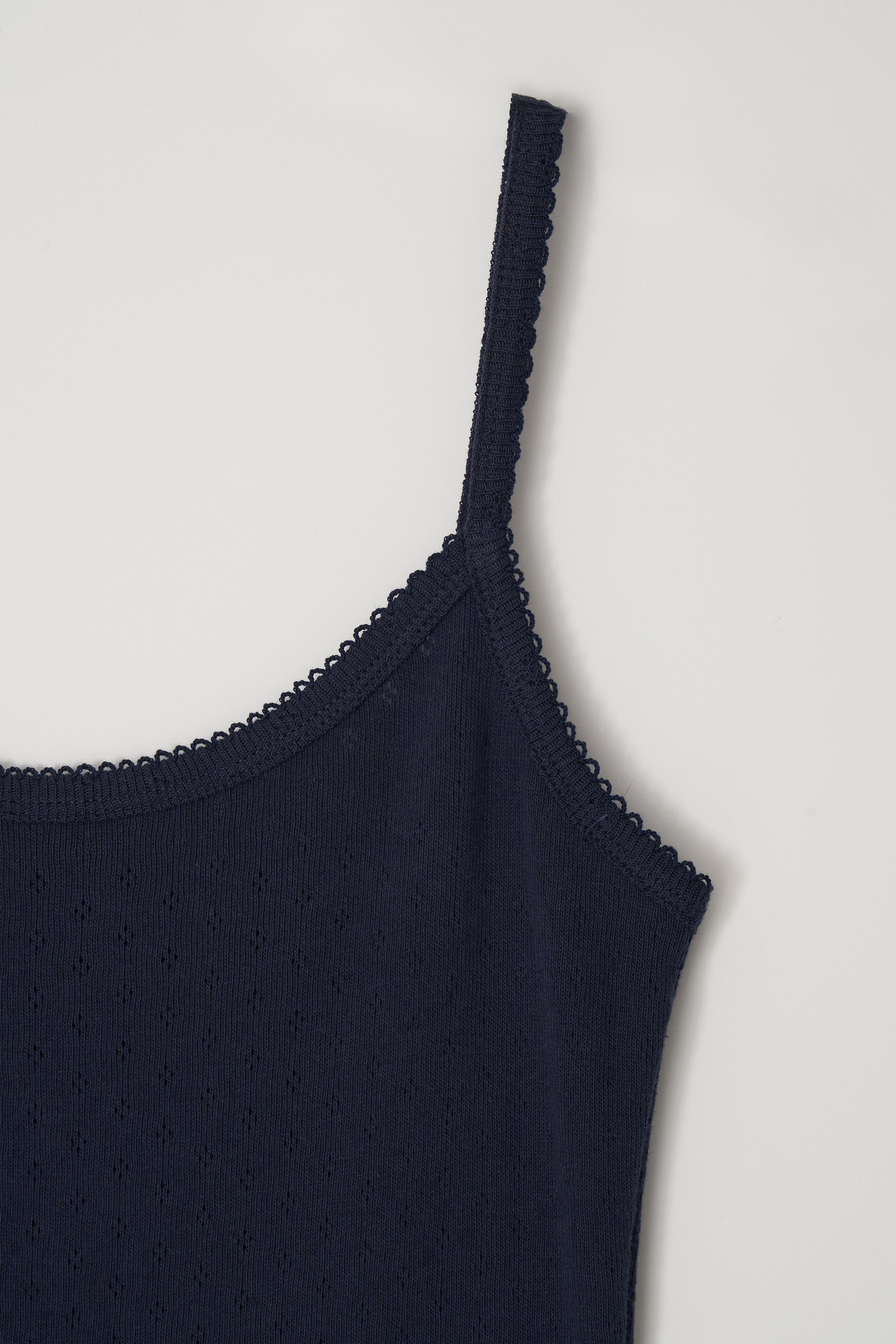 color_navy_solid