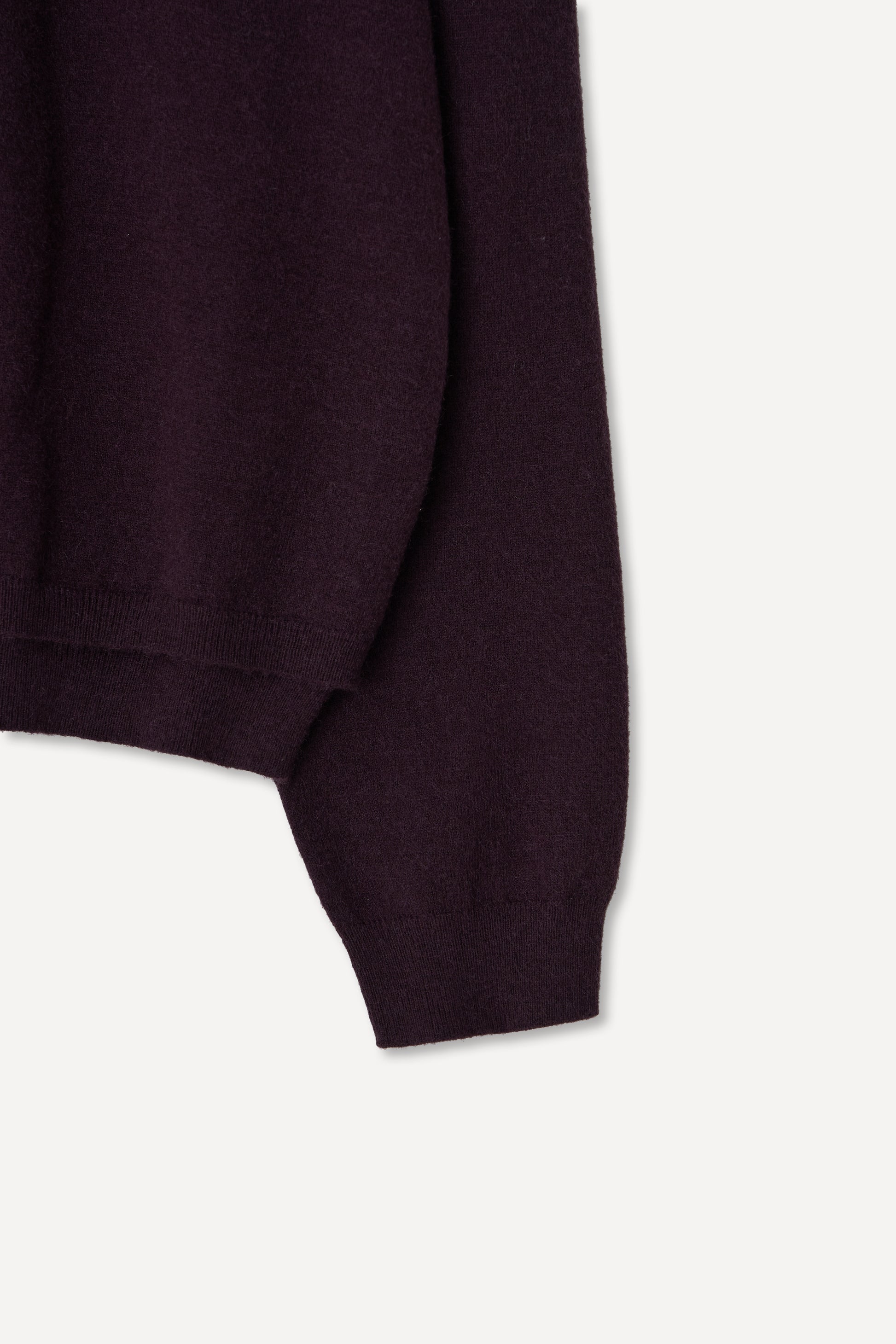 color_burgundy