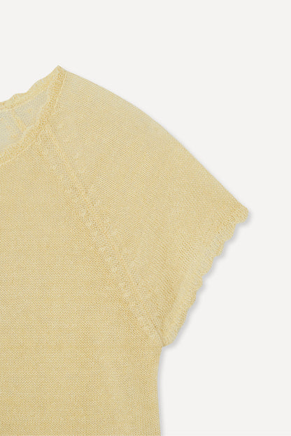 color_butter_yellow