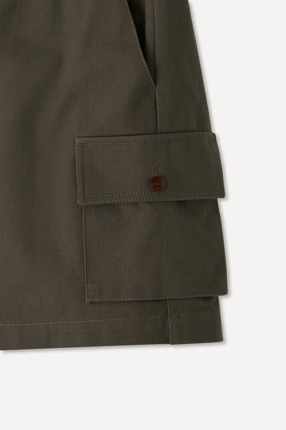 color_khaki