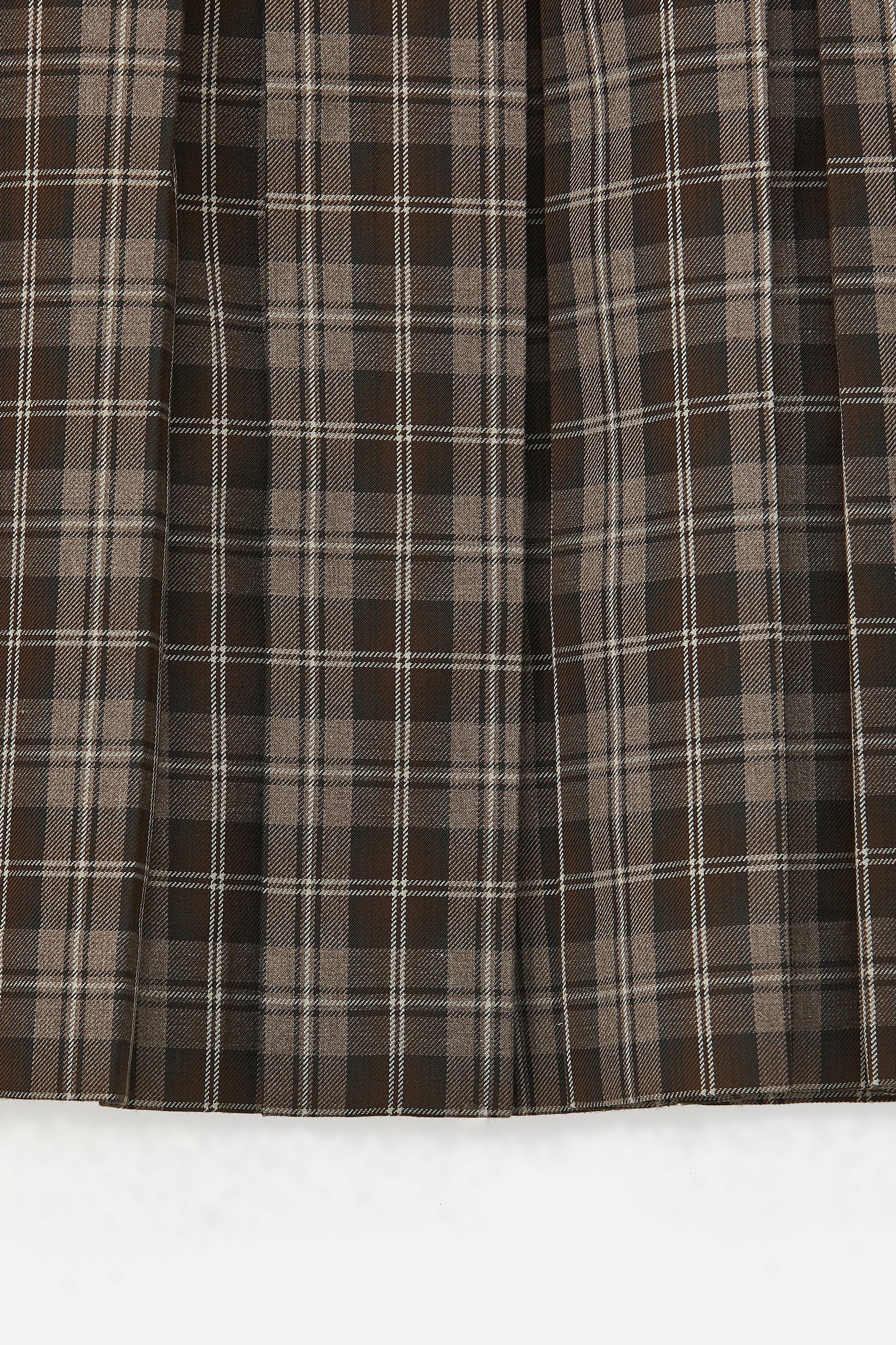 color_brown