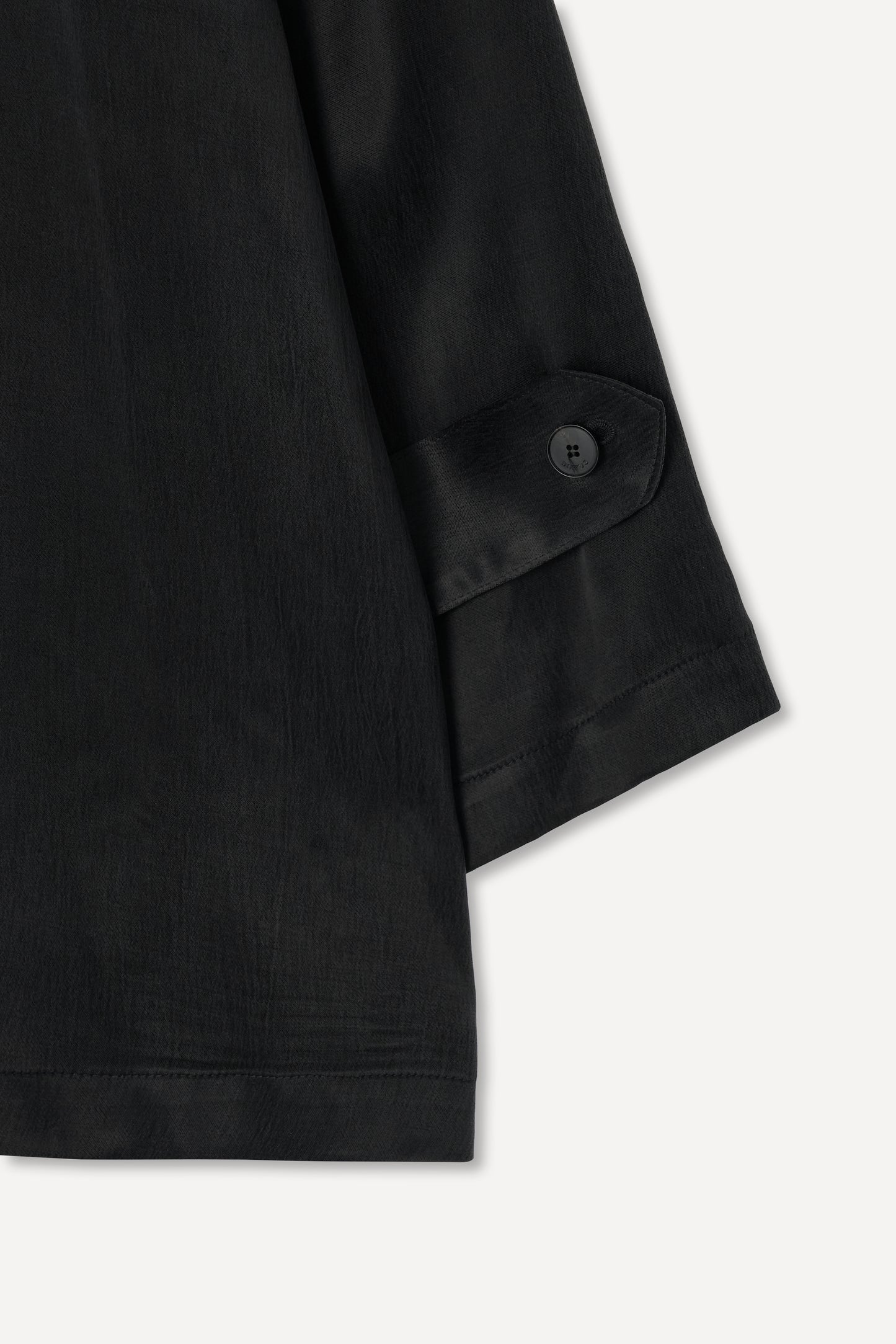 color_ash_black