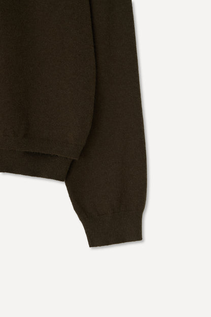color_khaki