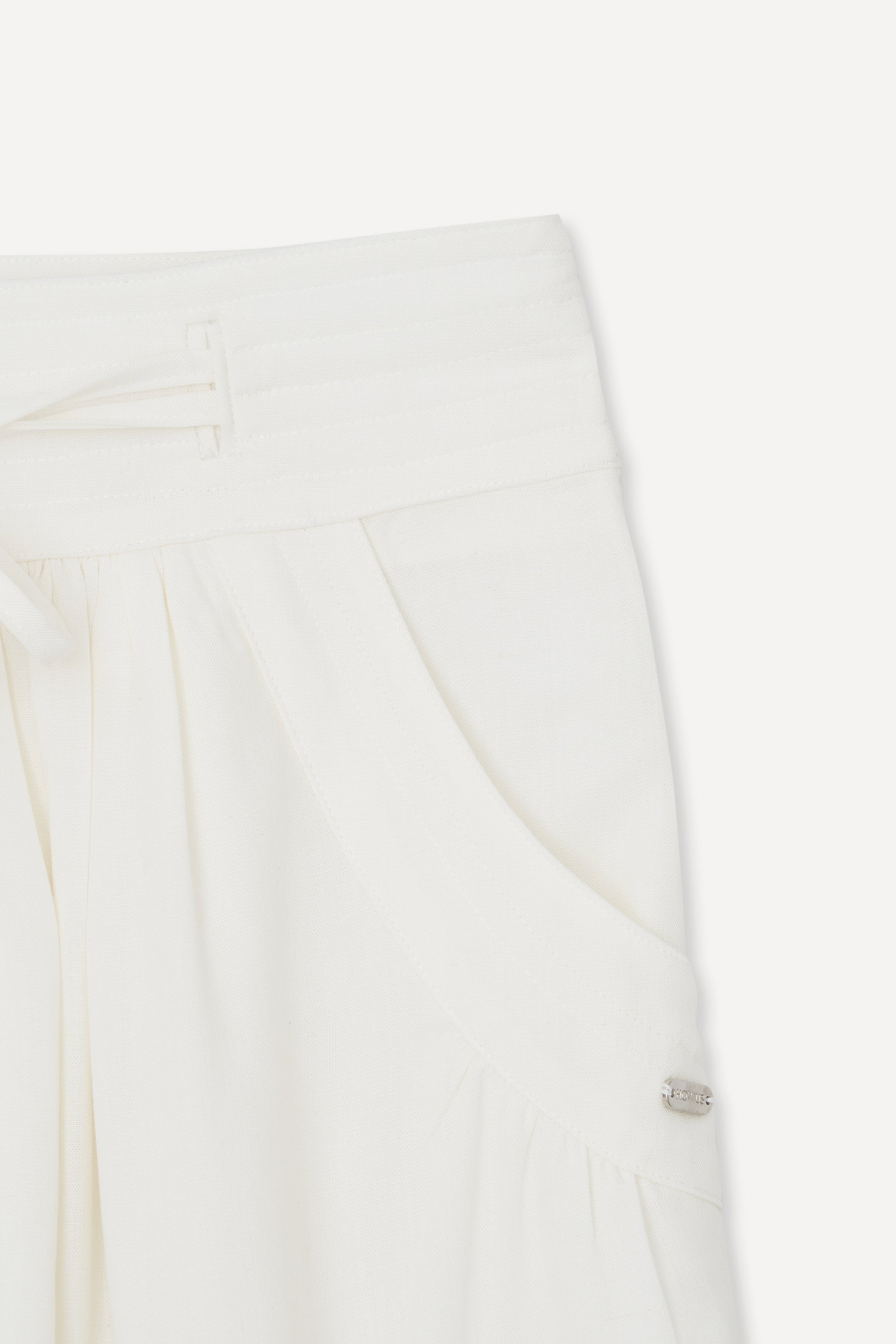color_ivory