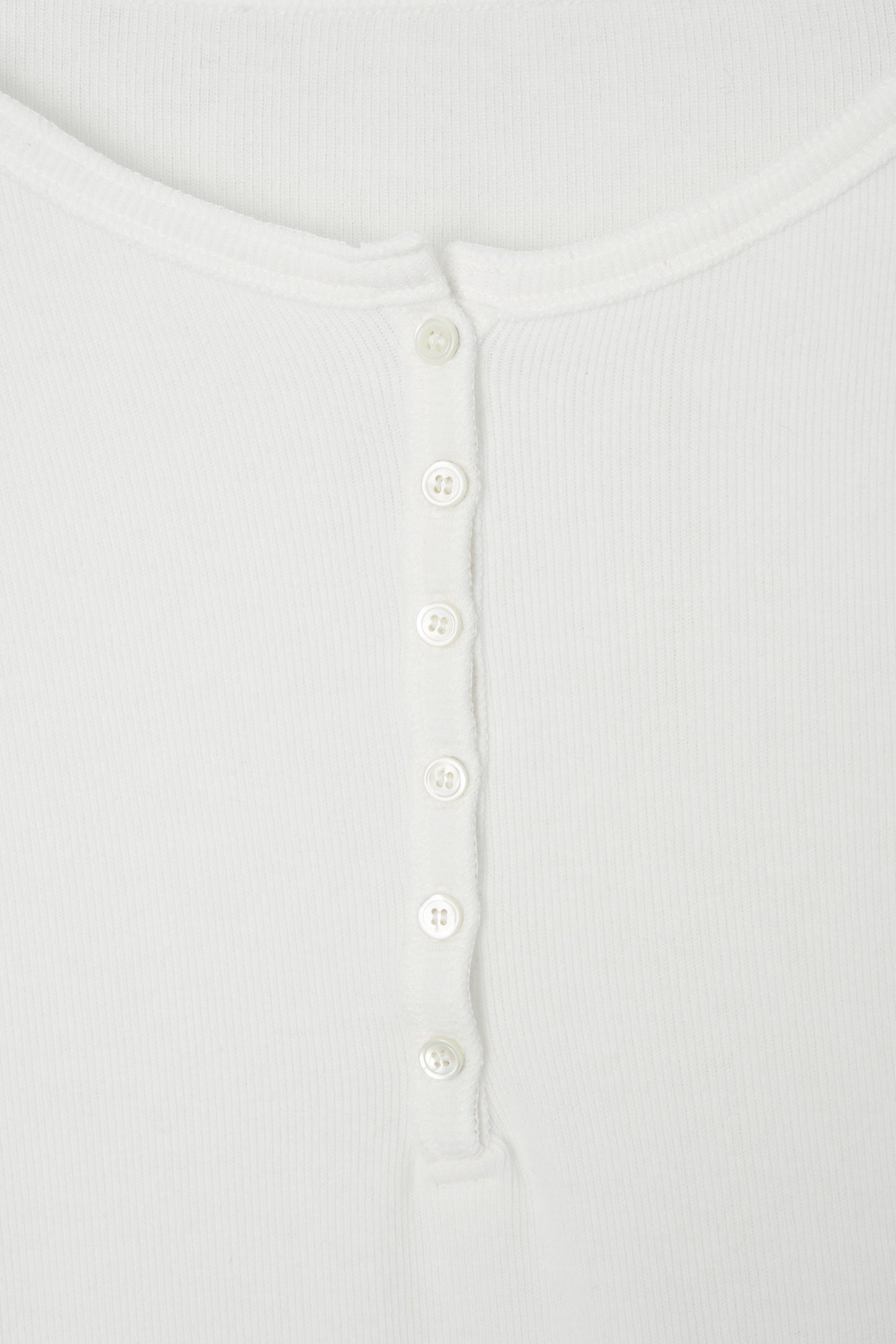 color_ivory