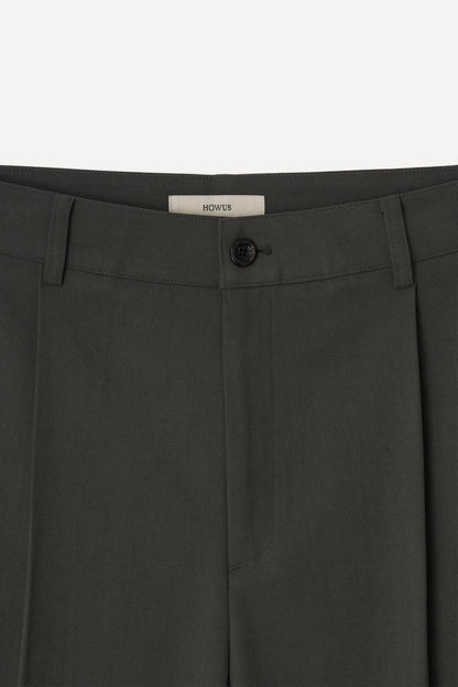 color_khaki