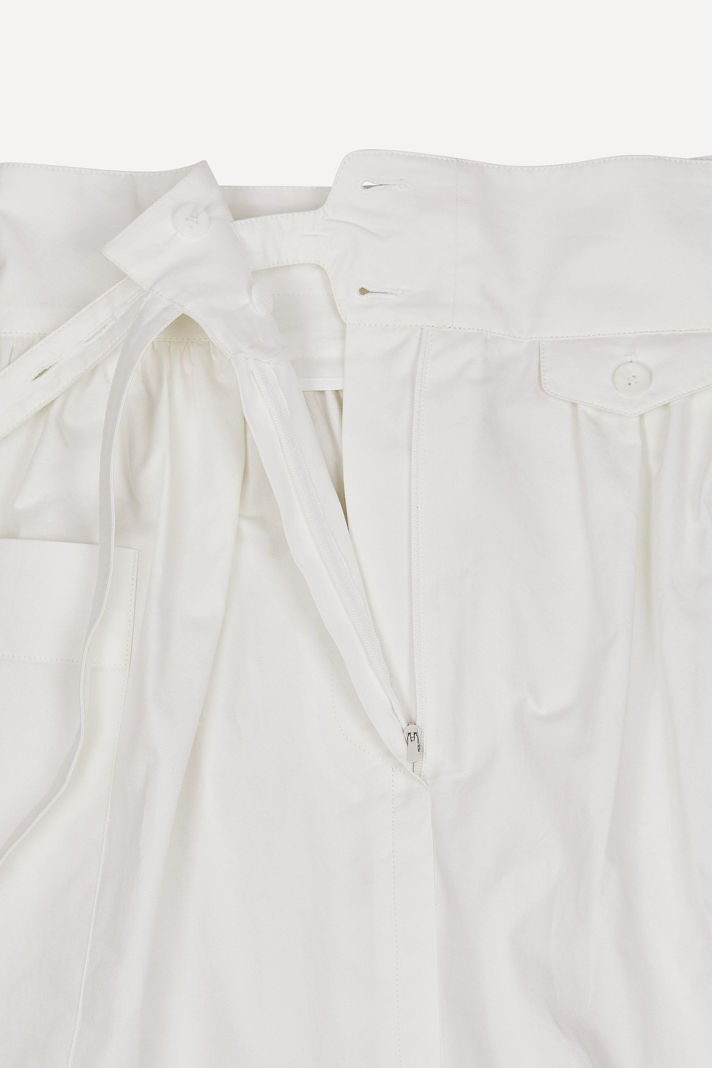 color_ivory
