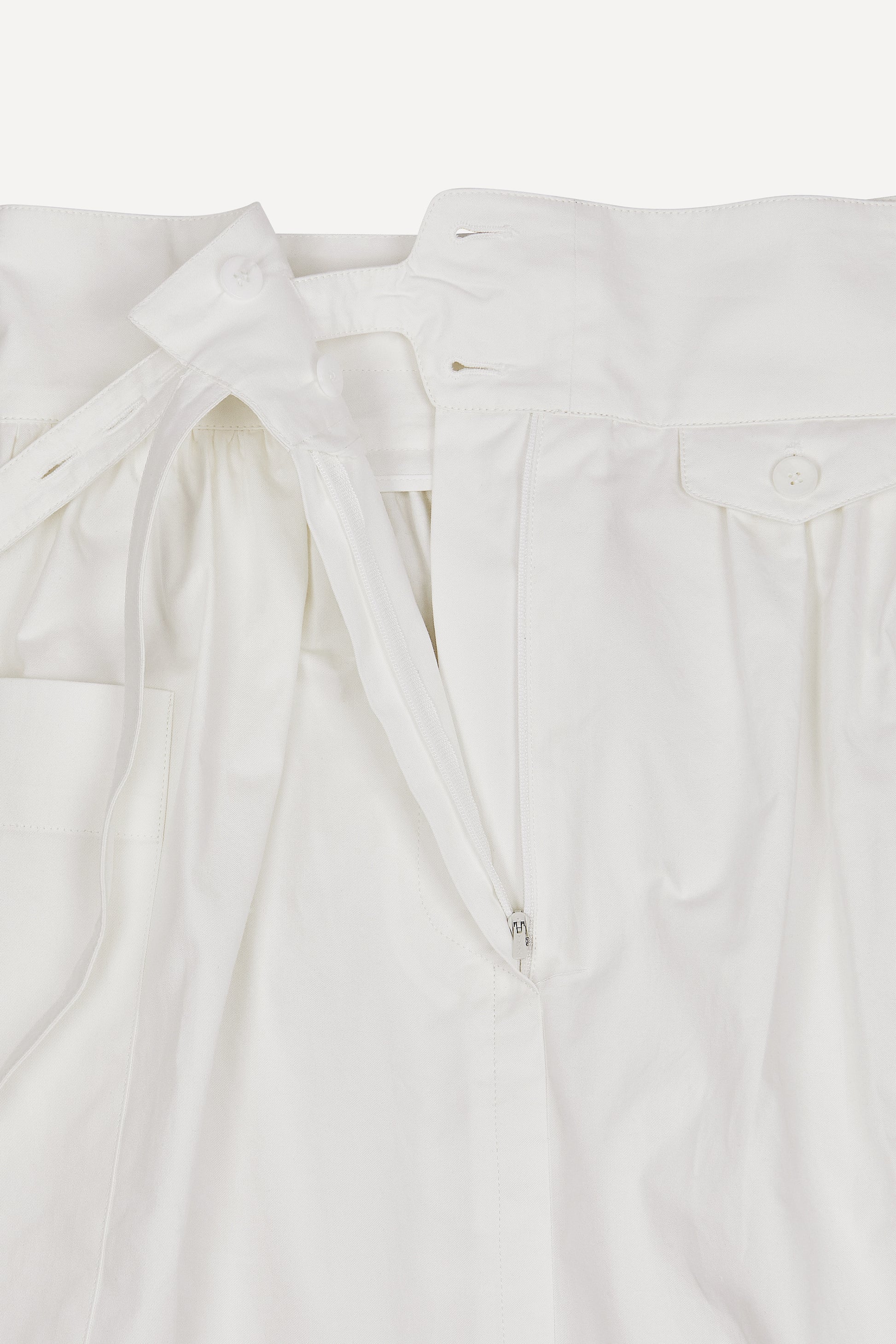 color_ivory