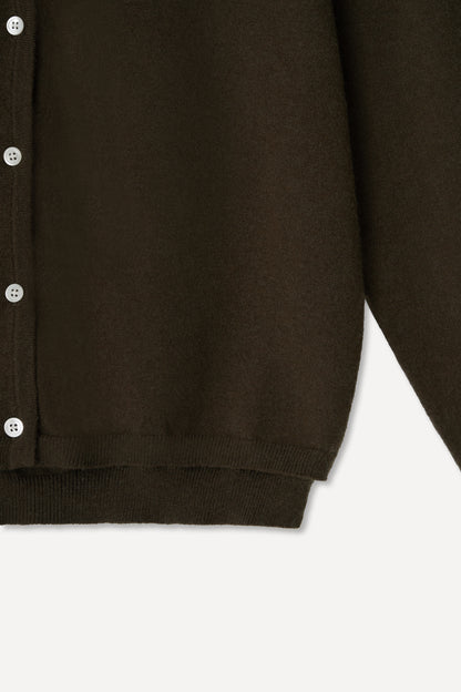 color_khaki