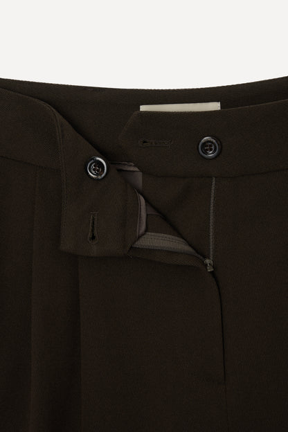color_brown