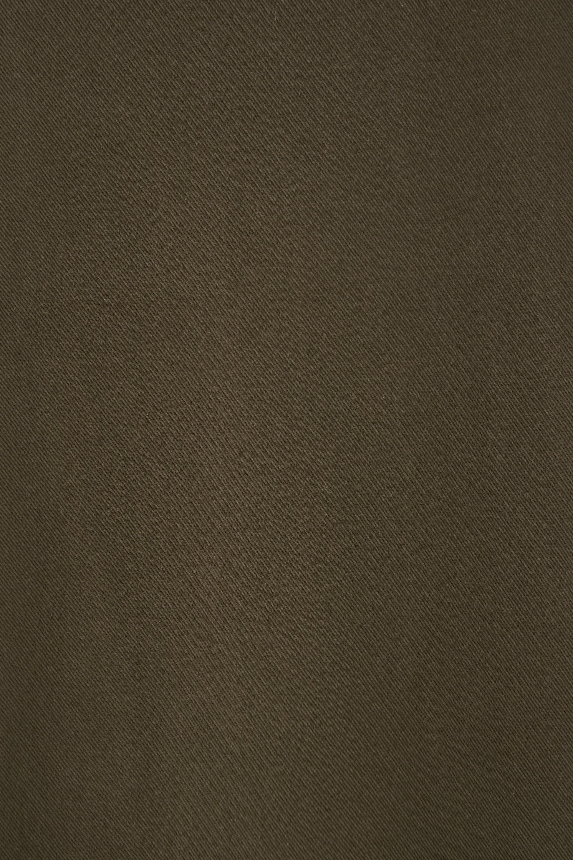 color_brown
