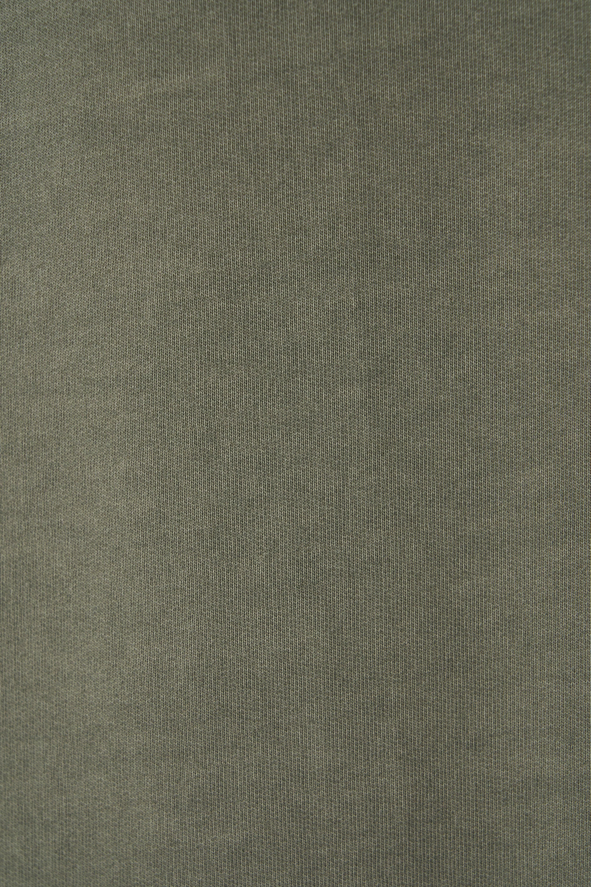 color_khaki