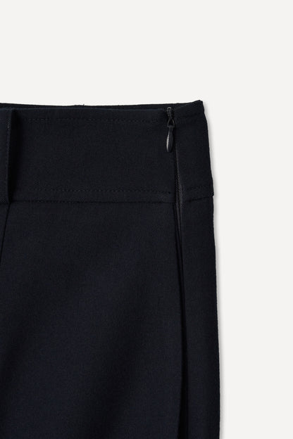 color_navy