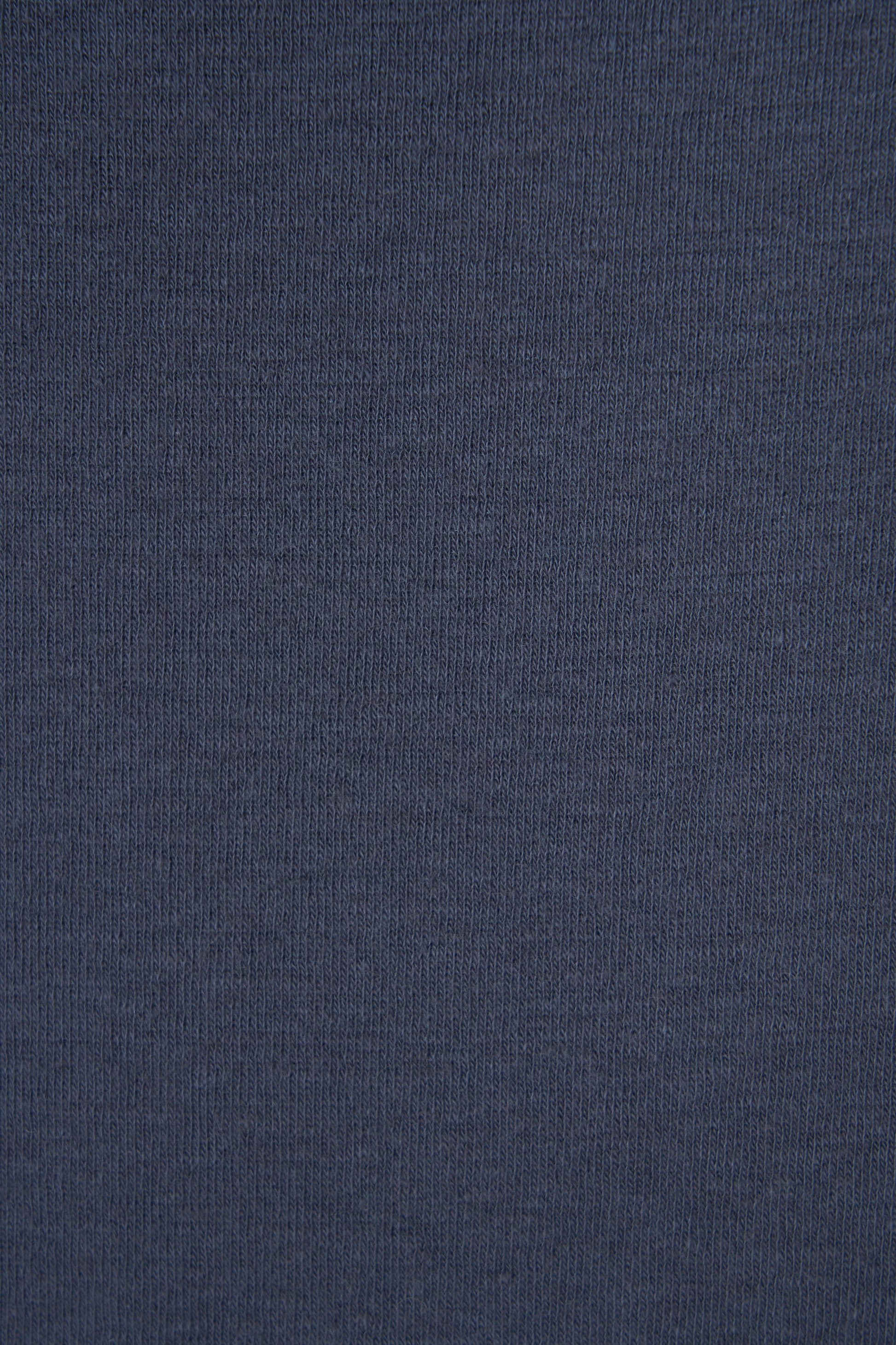color_pale_sora