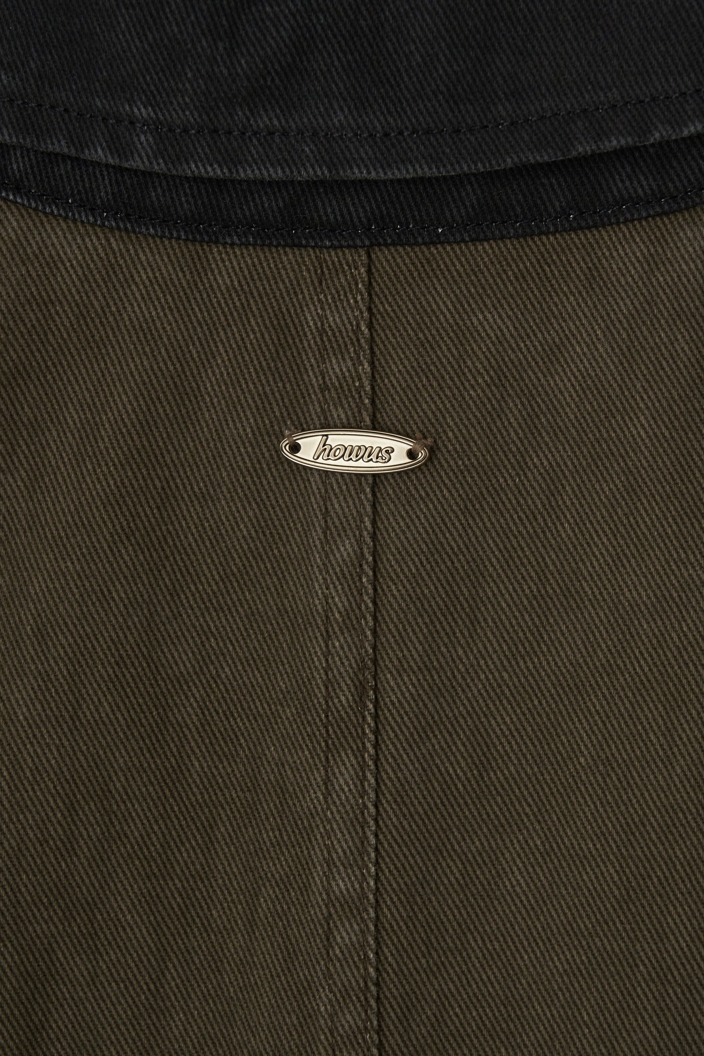 color_brown
