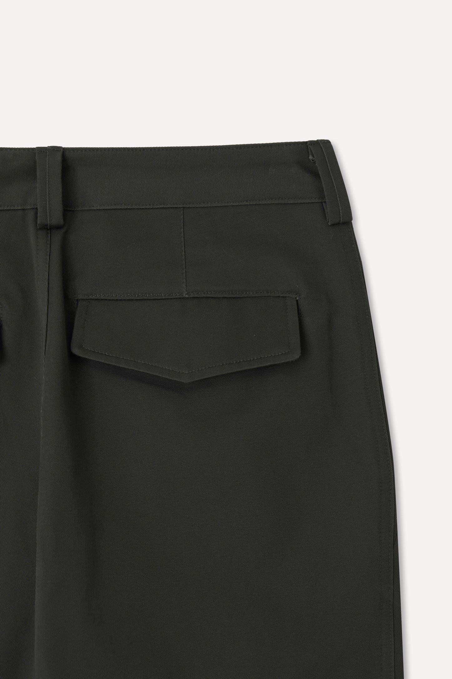 color_khaki