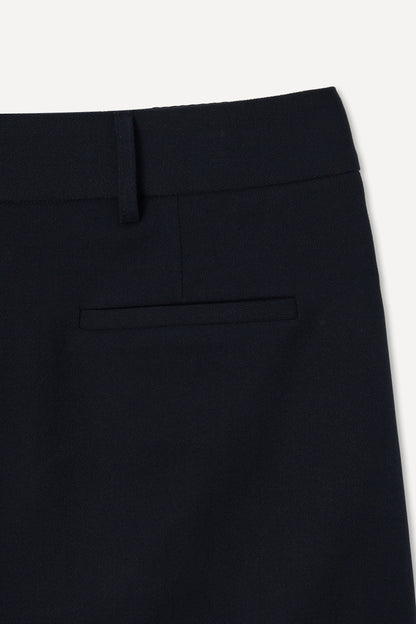 color_navy
