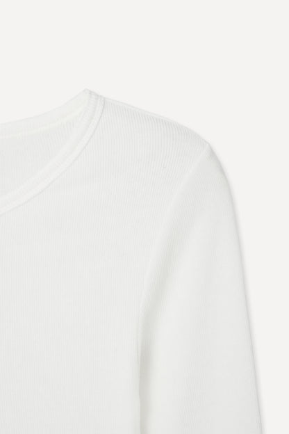 color_ivory