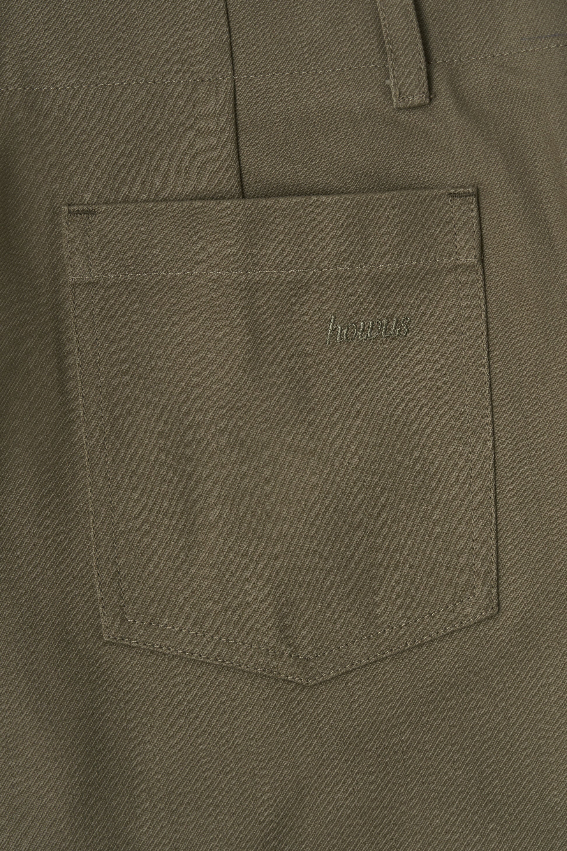 color_khaki