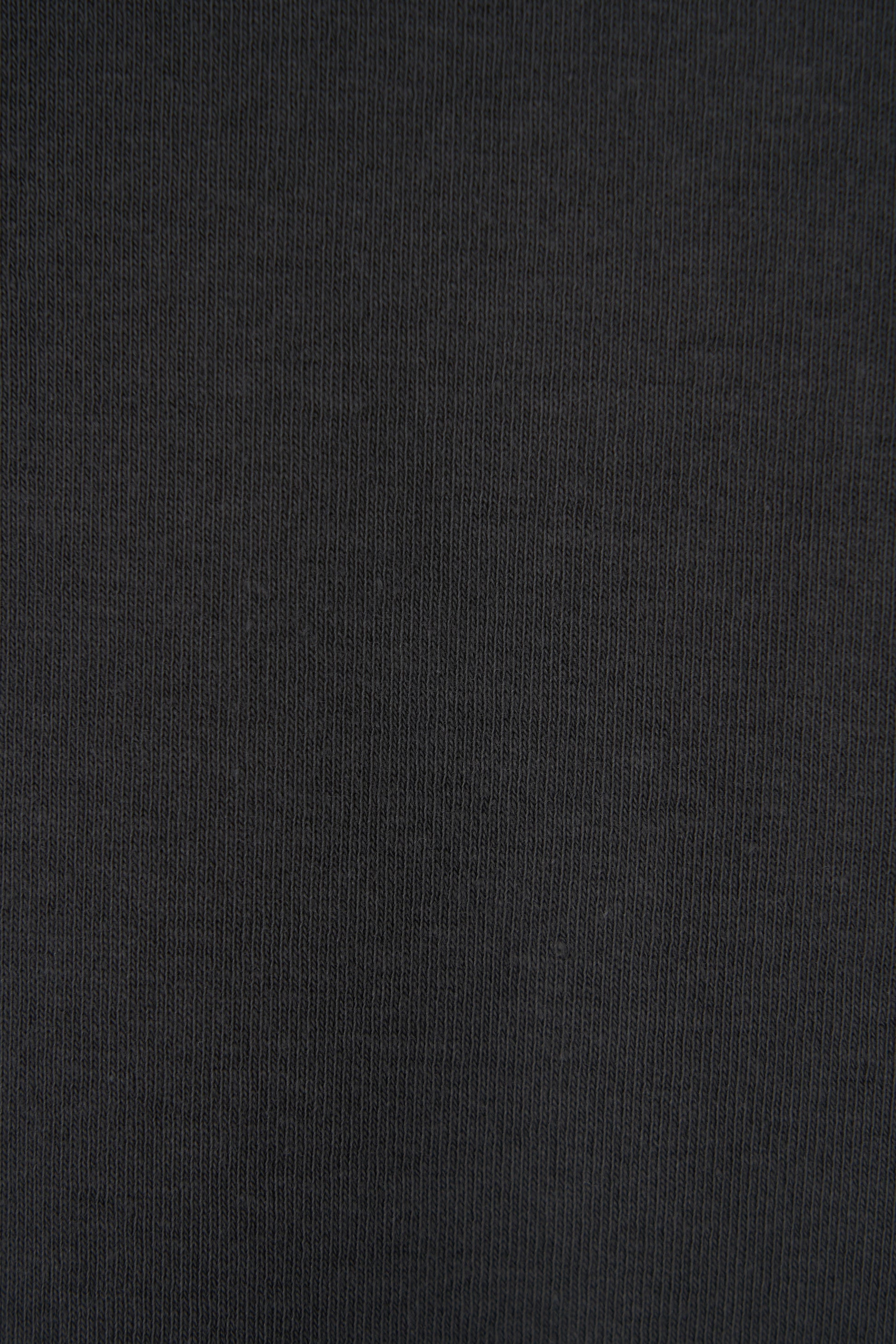 color_charcoal