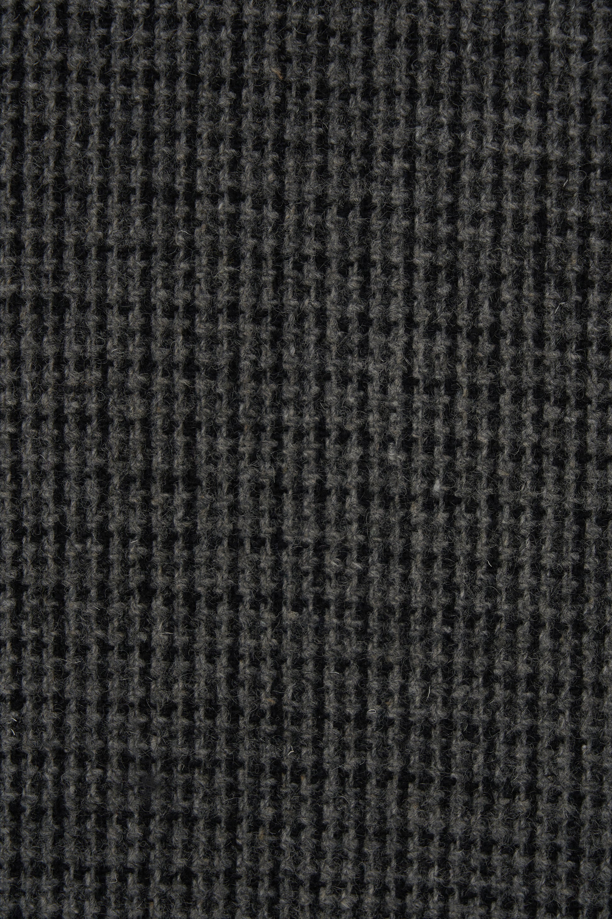 color_charcoal
