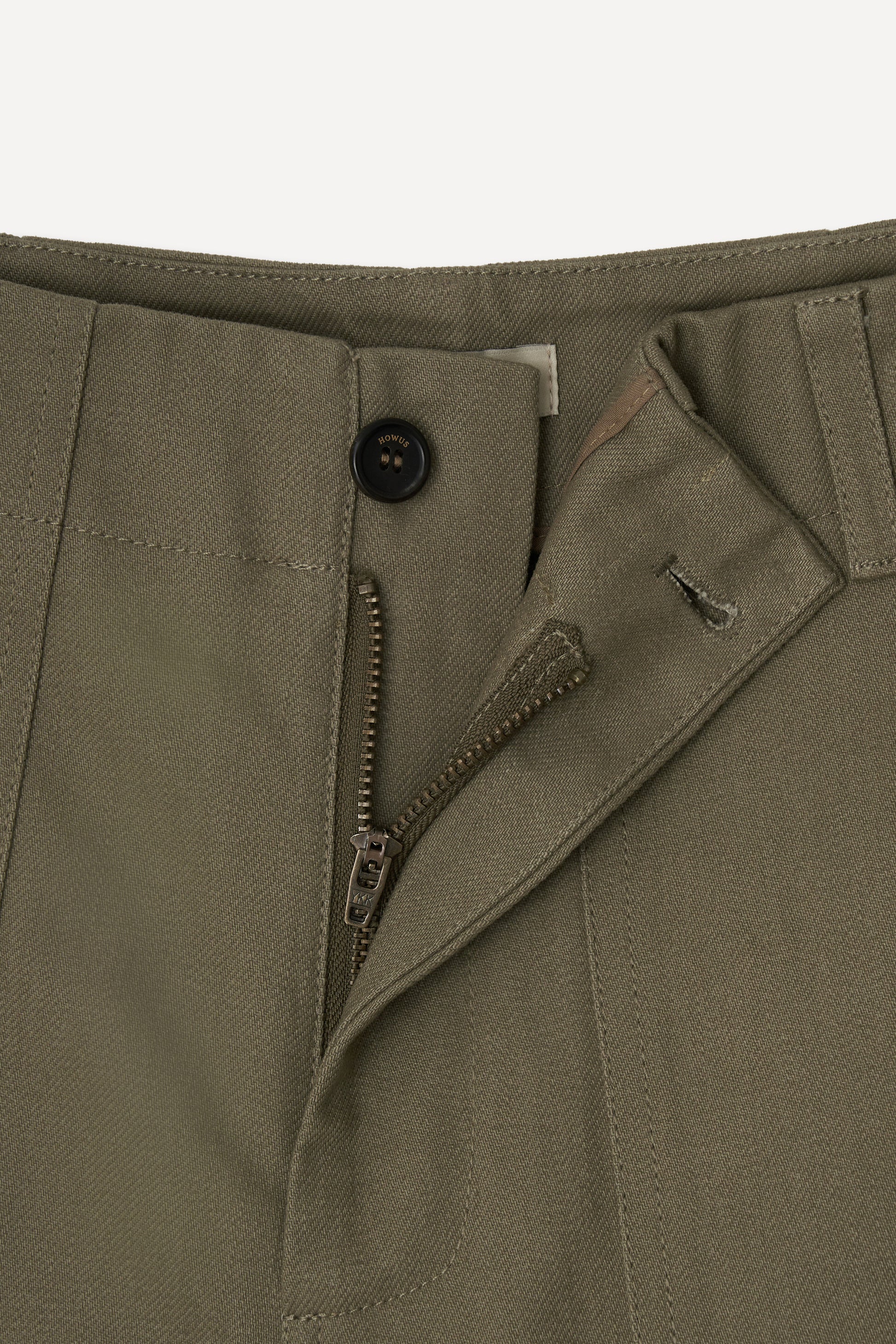 color_khaki