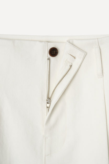 color_ivory