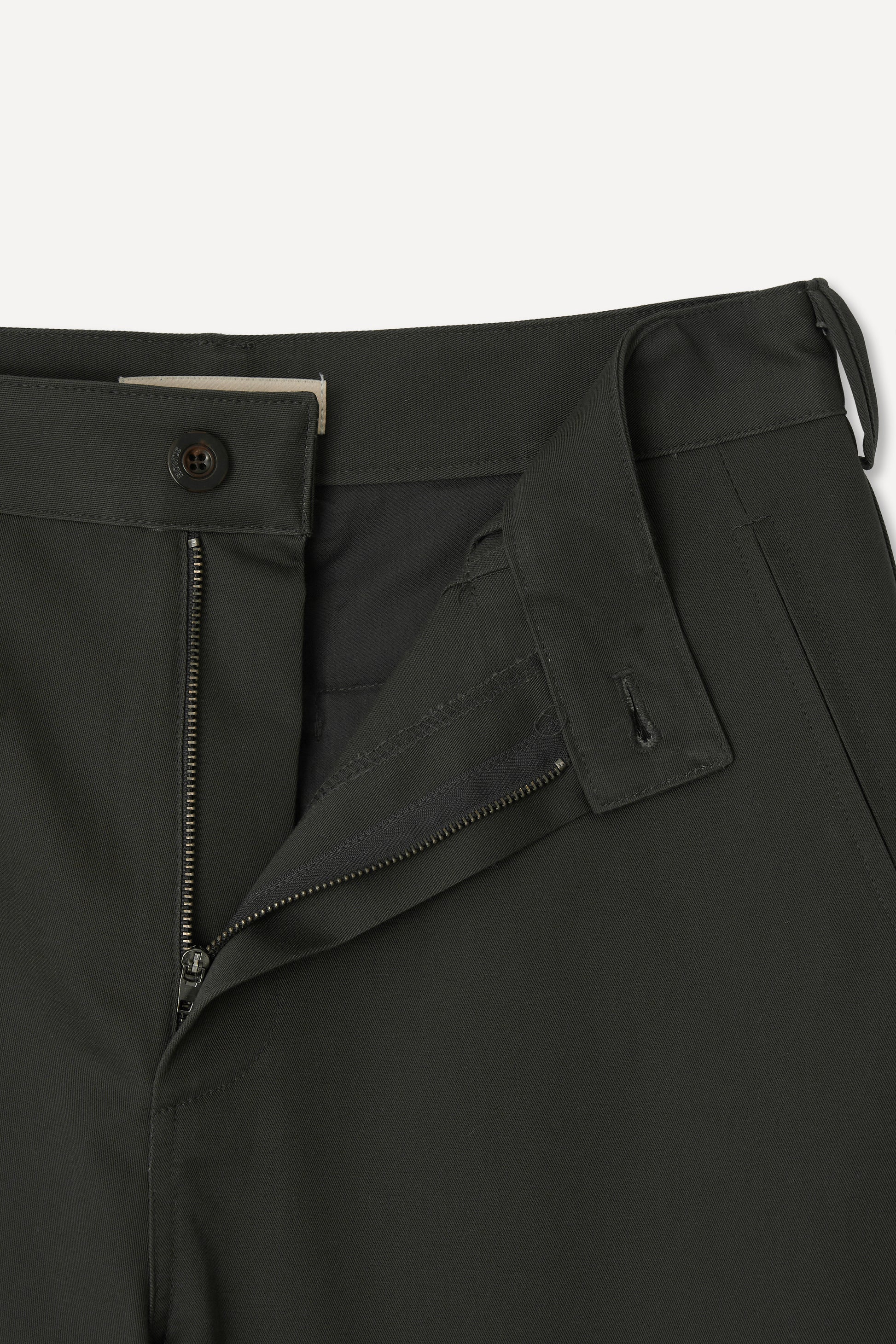 color_khaki