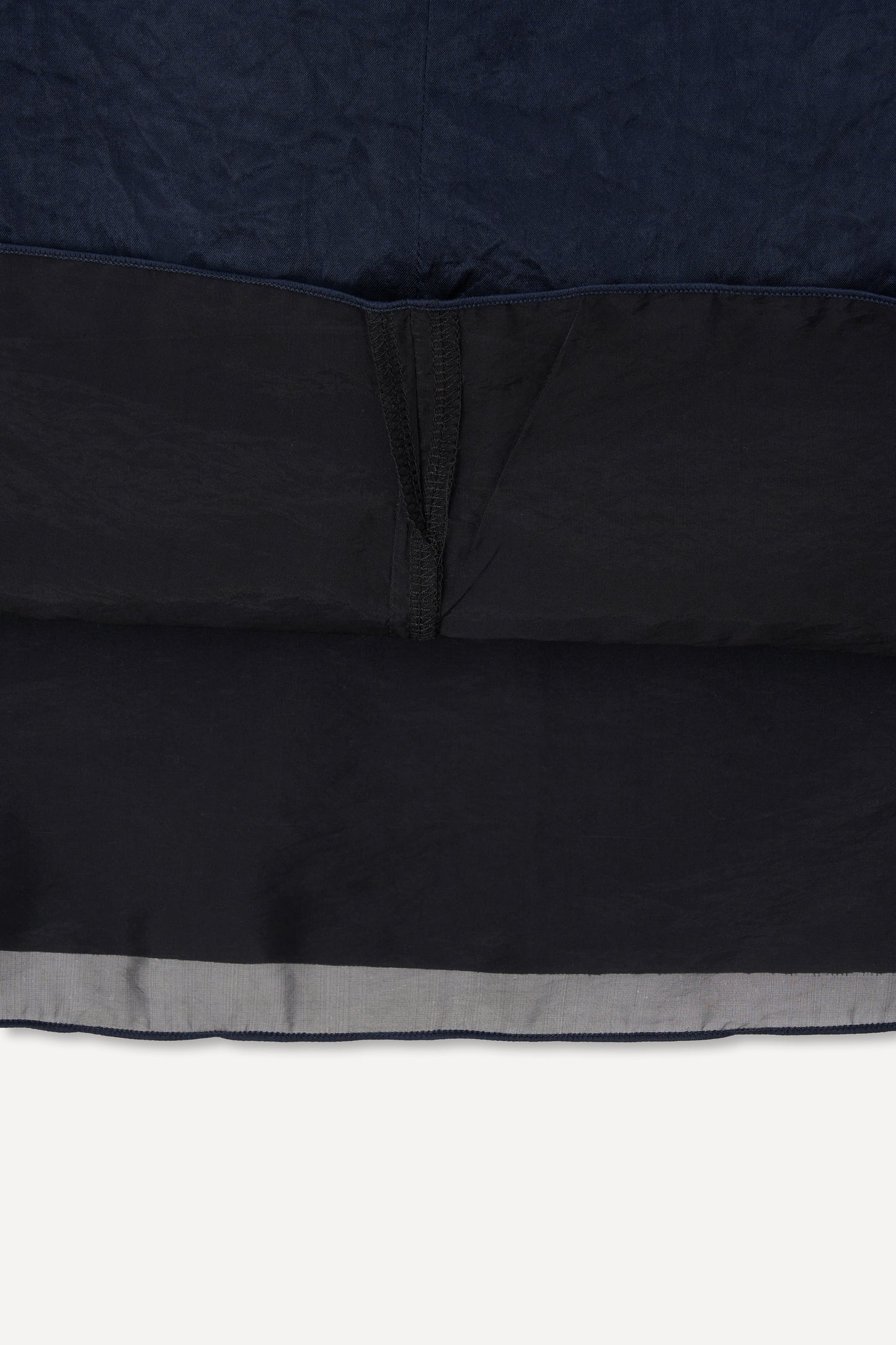 color_navy