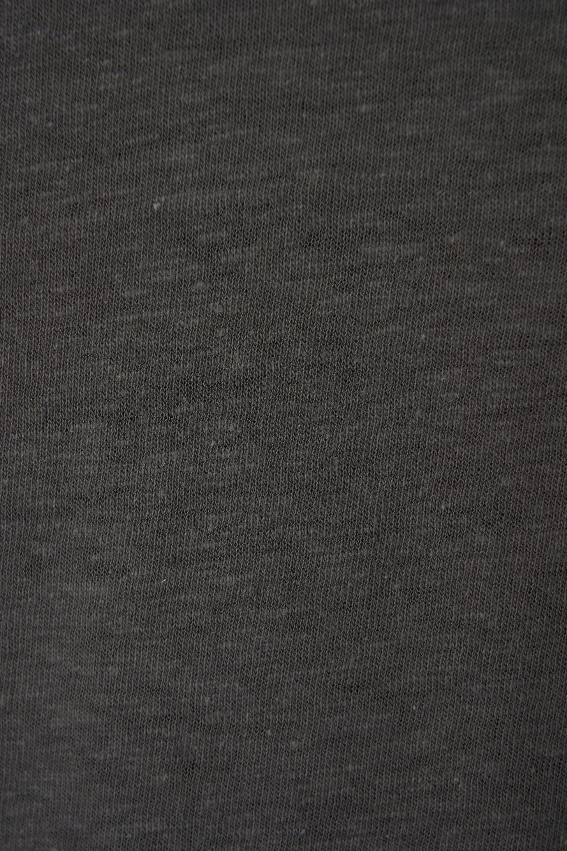 color_charcoal