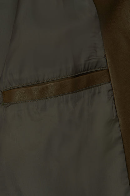 color_khaki